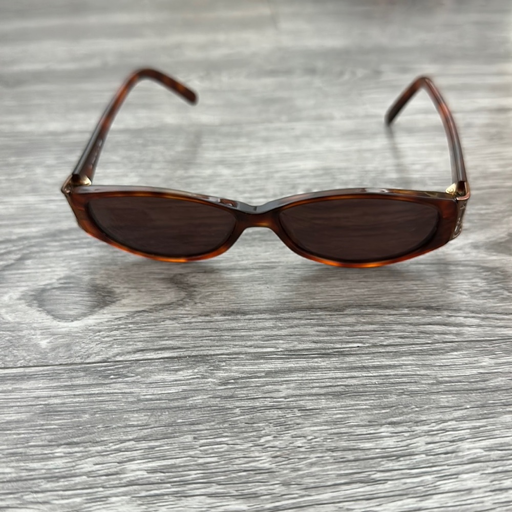 Fendi Sunglasses Brown Tortoise Side Logos Gem